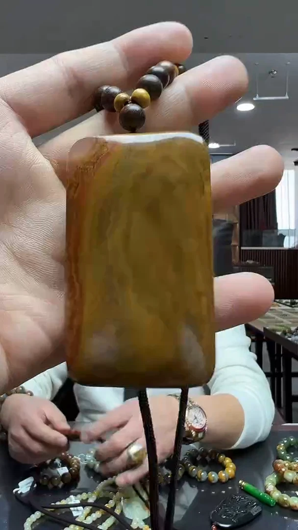 未镶嵌透闪石质玉挂件多样性发货其中发一