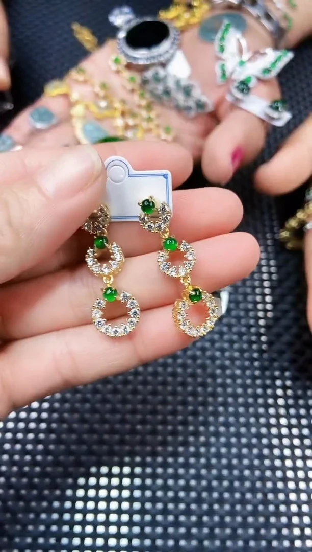 【闪购商品】翡翠耳饰未镶嵌111111111