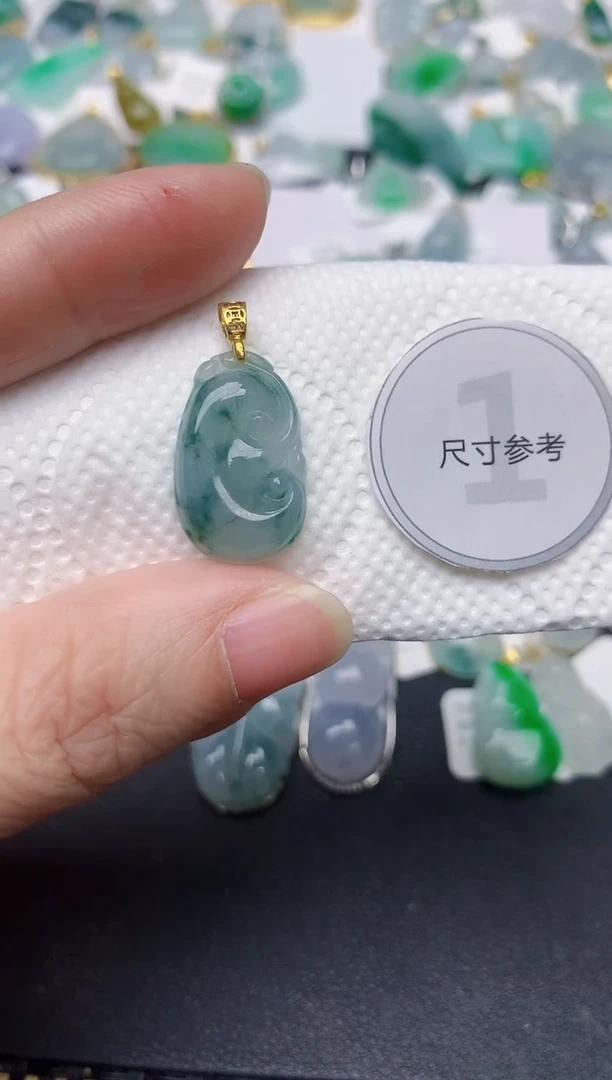 颈饰未镶嵌翡翠天然缅甸A货翡翠