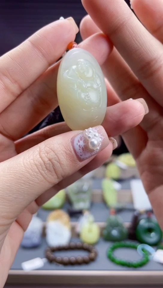 【闪购商品】和田玉（糖玉）吊坠(不含链)未镶嵌和田玉吊坠