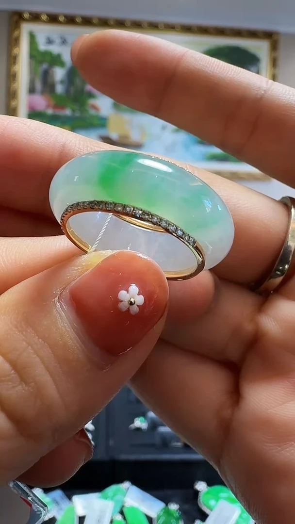 【闪购商品】翡翠戒指18K金镶嵌戒指