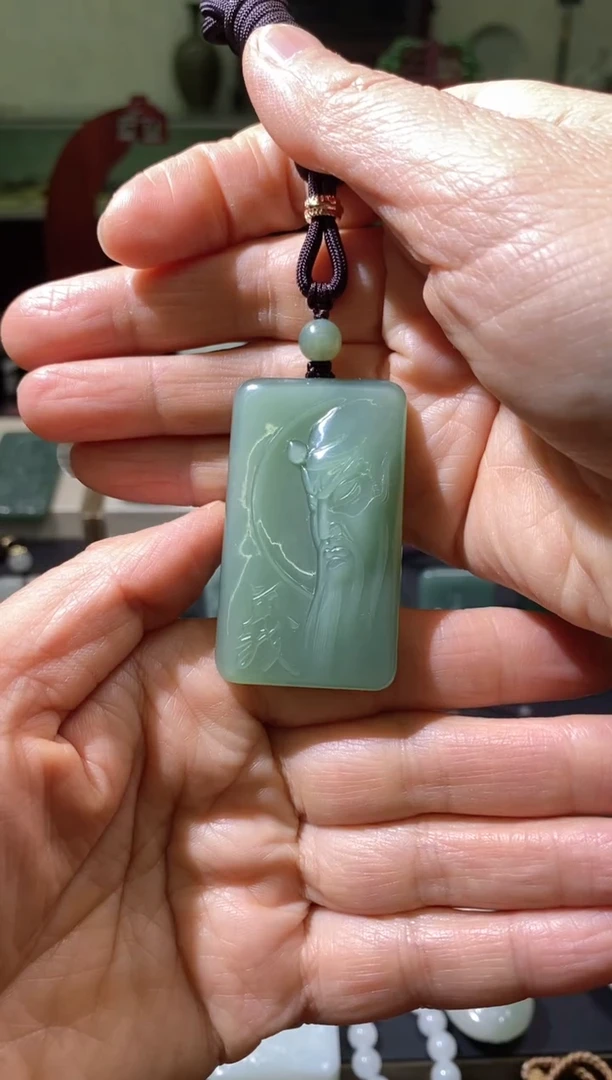吊坠(不含链)未镶嵌和田玉三*哥和田玉关公挂件