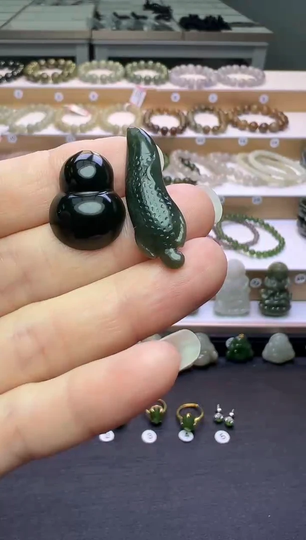 颈饰未镶嵌和田玉30号链接两个10米有包容