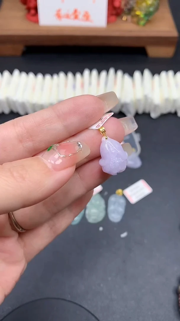 【闪购商品】翡翠吊坠(不含链)18K金镶嵌MS154939