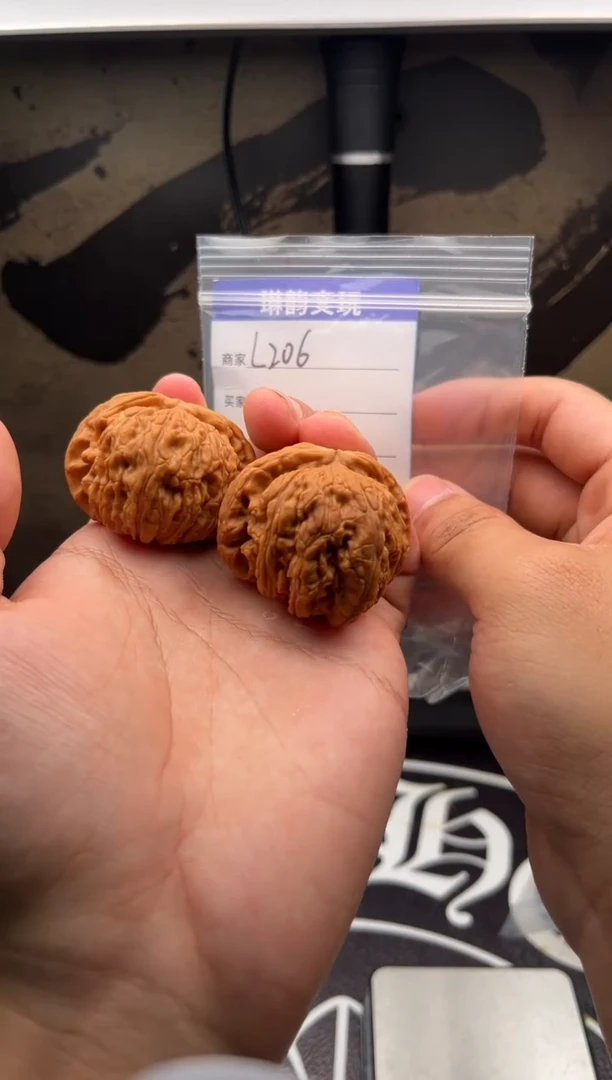 文玩核桃把件L206全品白狮子
