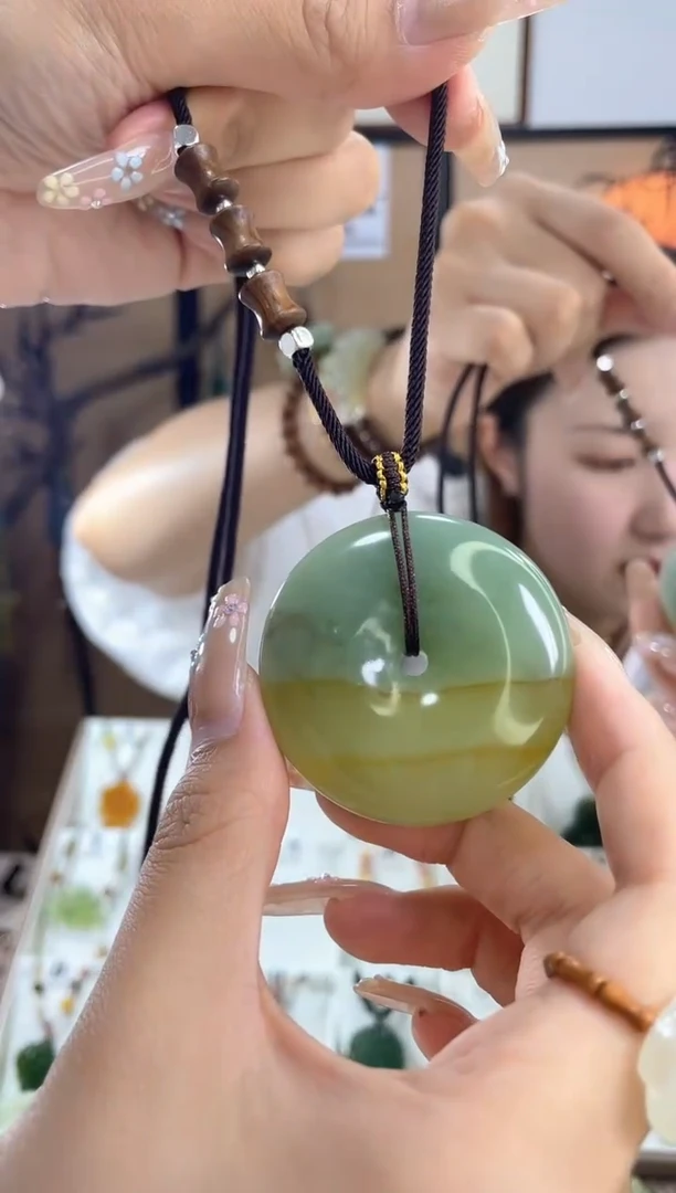 岫玉未镶嵌吊坠多样性发货其中发一