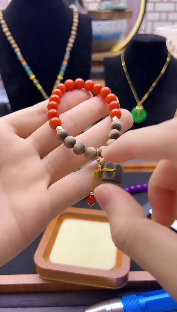 【闪购商品】翡翠颈饰14K金镶嵌S205