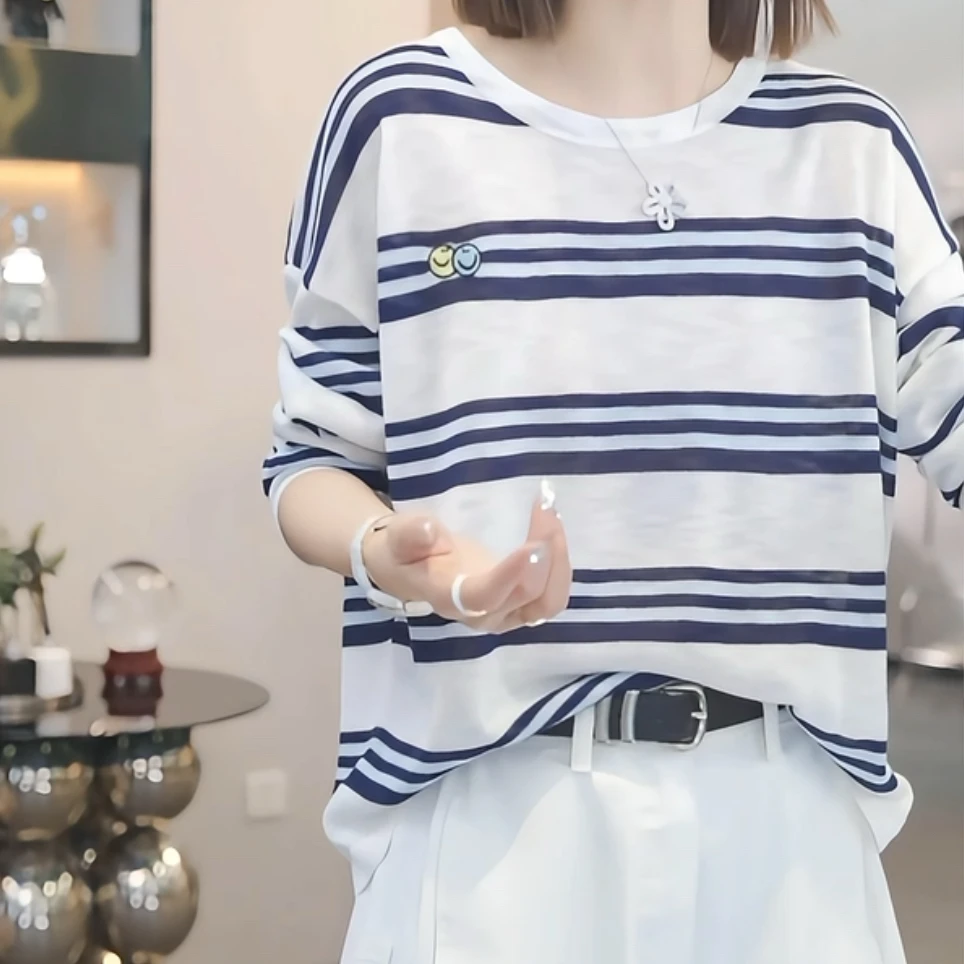 笑脸撞色条纹长袖防晒t恤女夏季空调罩衫2025年新款宽松慵懒上衣