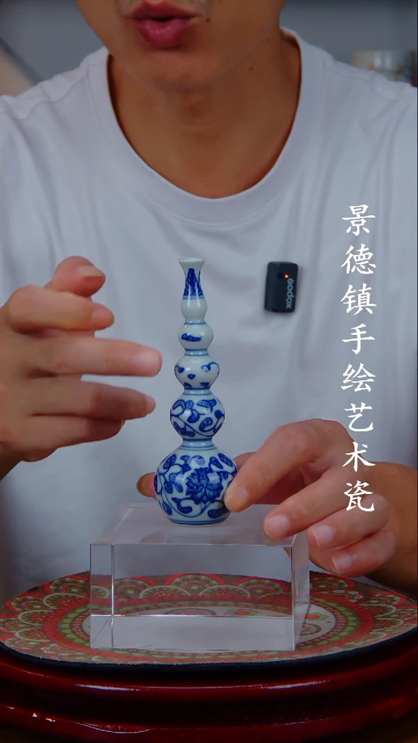 现代景德镇手工手绘陶瓷摆件10