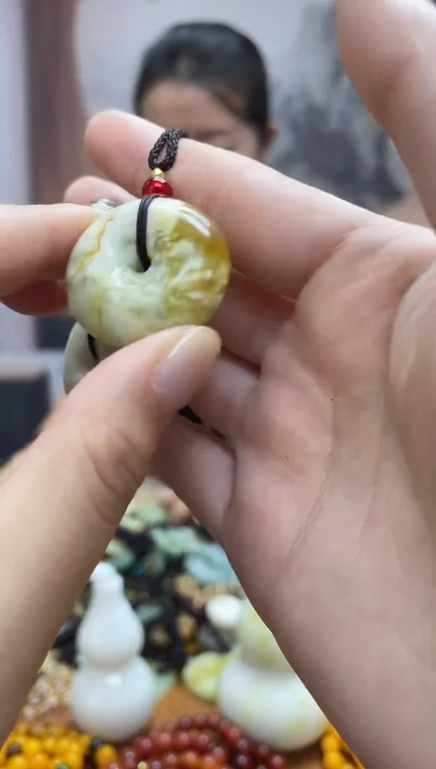 未镶嵌岫玉吊坠·多样性发货拍一发一