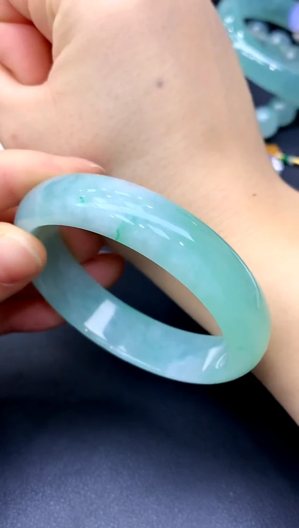 18K金镶嵌手镯翡翠326-中国好珍宝