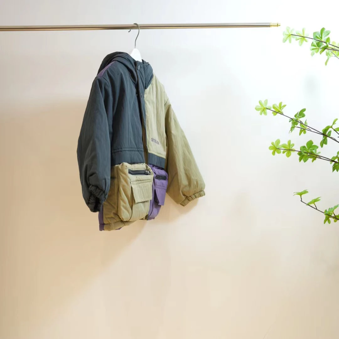 1-724-儿童秋冬多色拼接工装连帽棉服