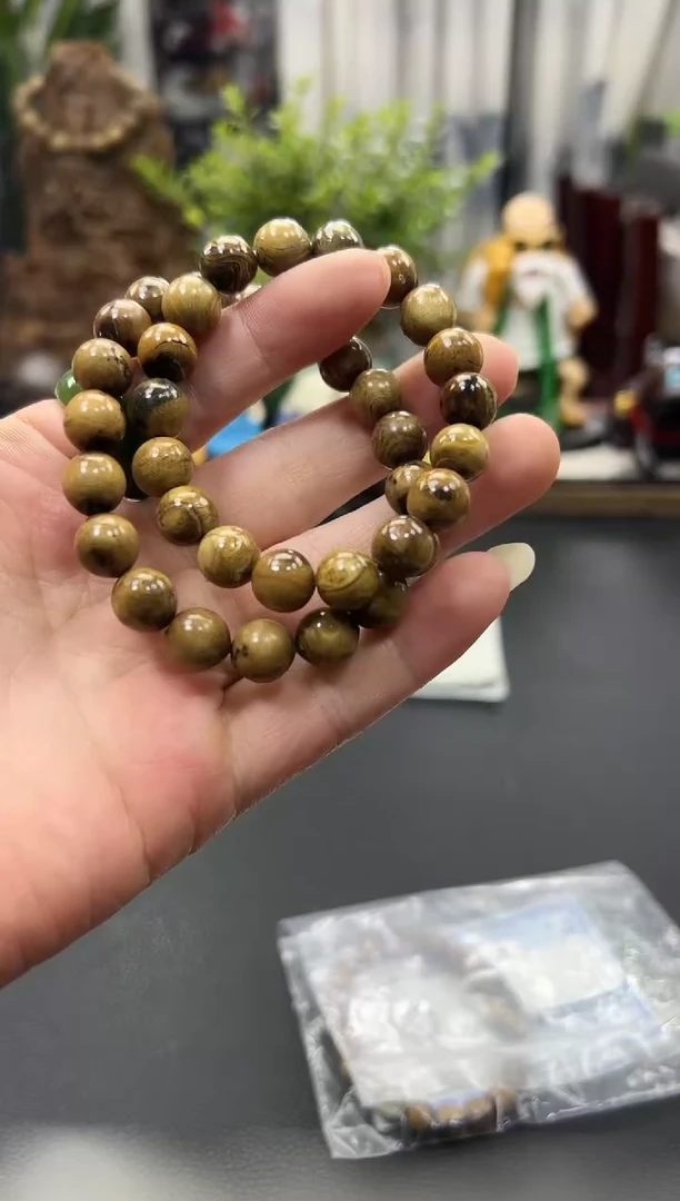 玛瑙/玉髓1未镶嵌 B3732 多样性发其一