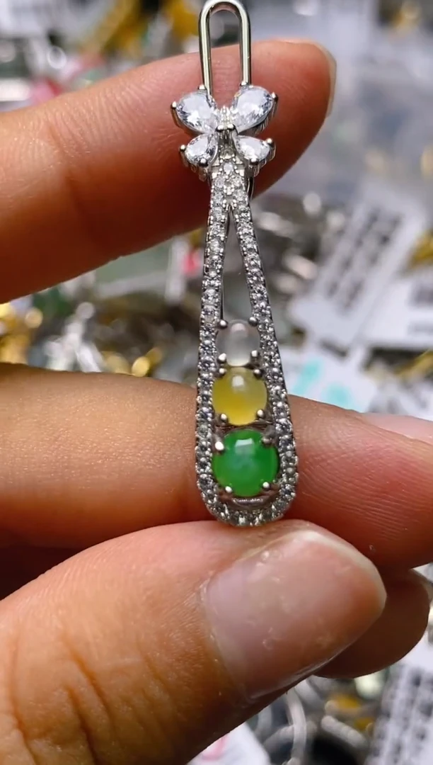 银S925镶嵌戒指翡翠百内无证书