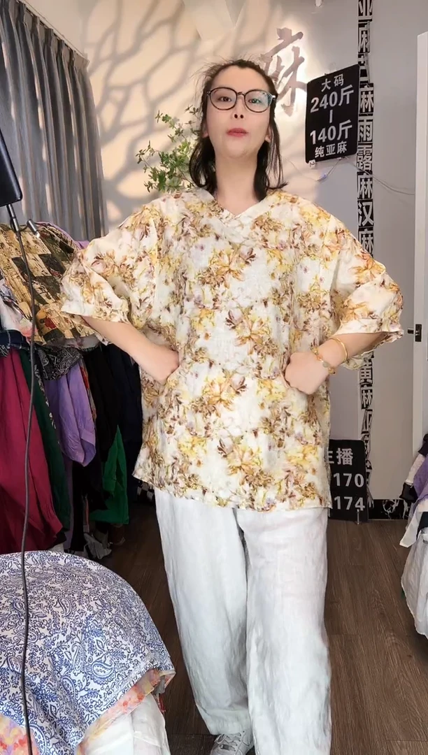 亚麻大码女装系列。