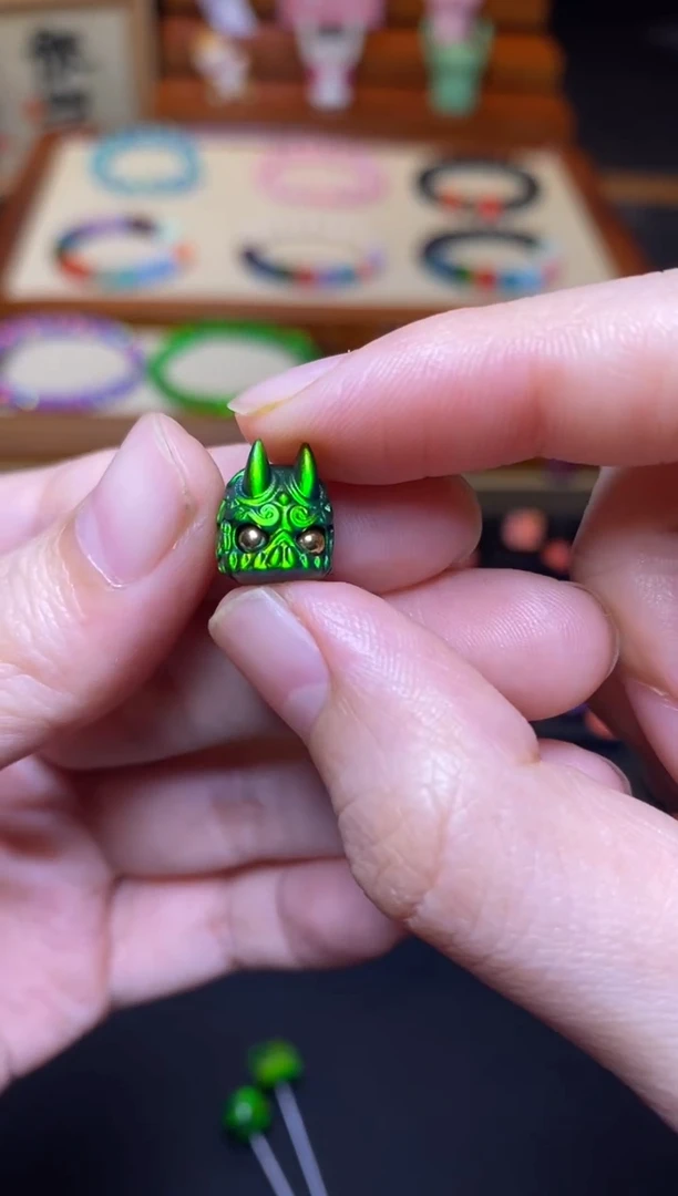 【闪购商品】树脂制品10mm+人工欧泊呆呆29
