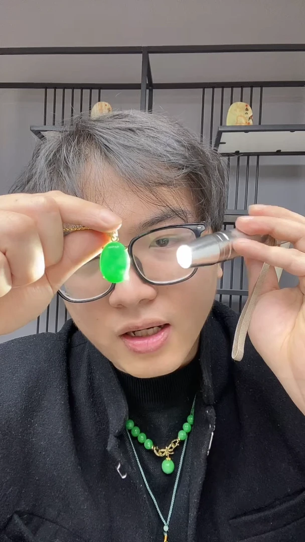 【闪购商品】翡翠颈饰合金鸽子蛋吊坠