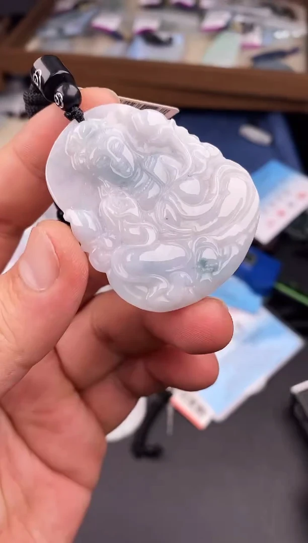 【闪购商品】翡翠颈饰未镶嵌  天然翡翠，一物一图