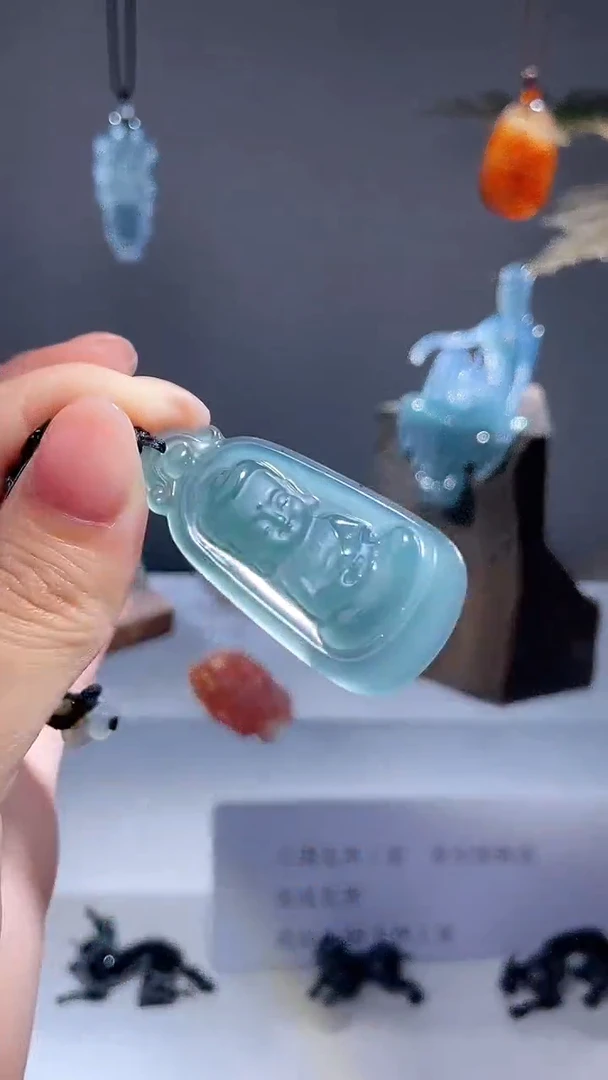 颈饰未镶嵌翡翠宝宝佛