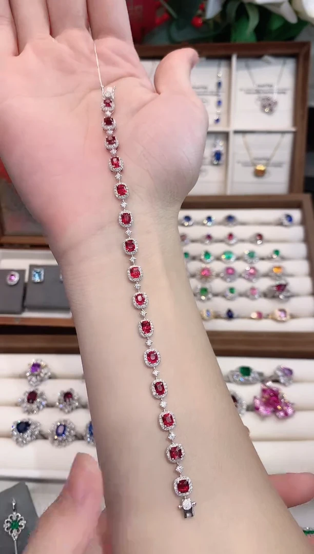 18K金镶嵌手链尖晶石6.17ct/天然宝石/七天无理由