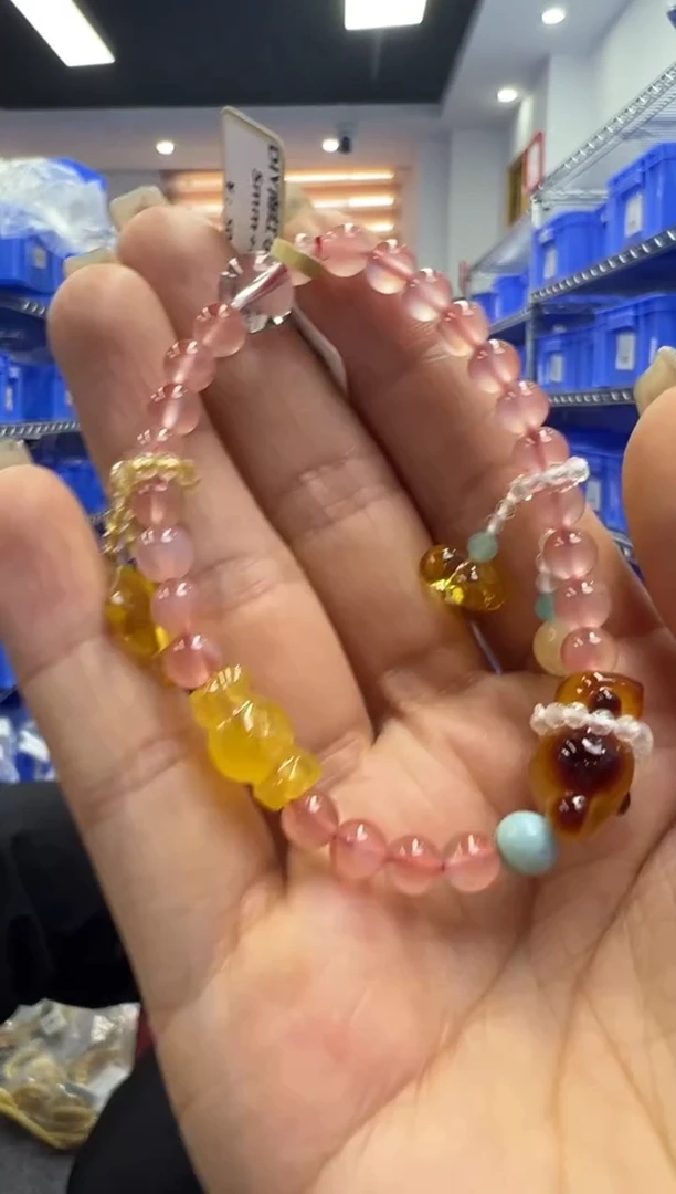 未镶嵌琥珀手链197秒拍号