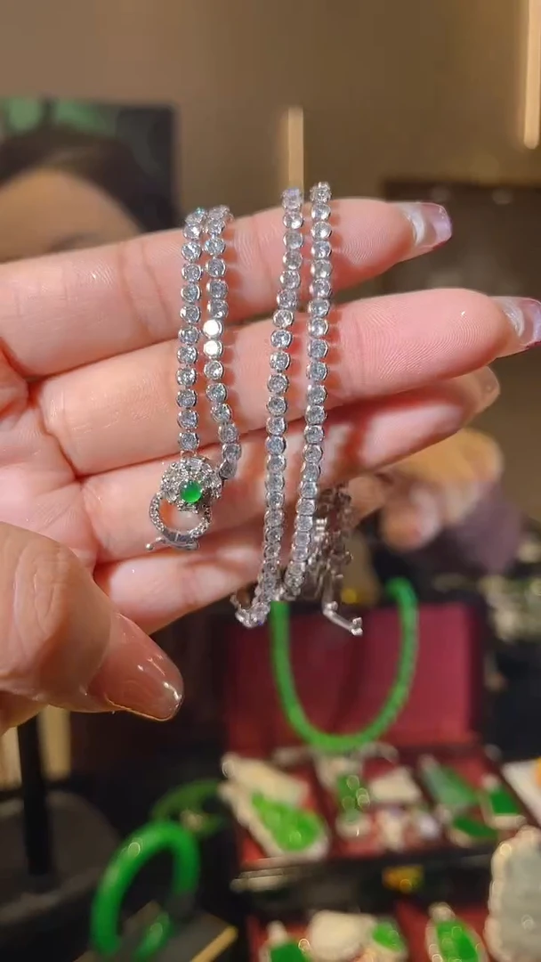 【闪购商品】翡翠项链银S925镶嵌天然翡翠A货