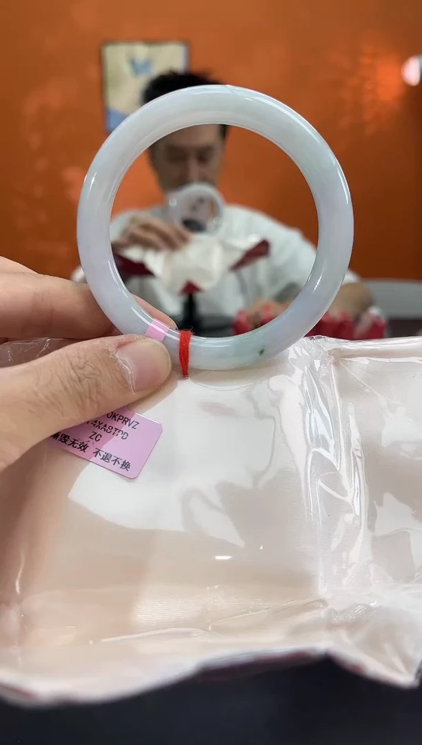 未镶嵌手镯翡翠翡翠手镯