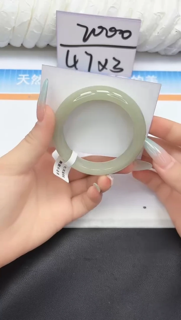 未镶嵌手镯石英质玉74-58