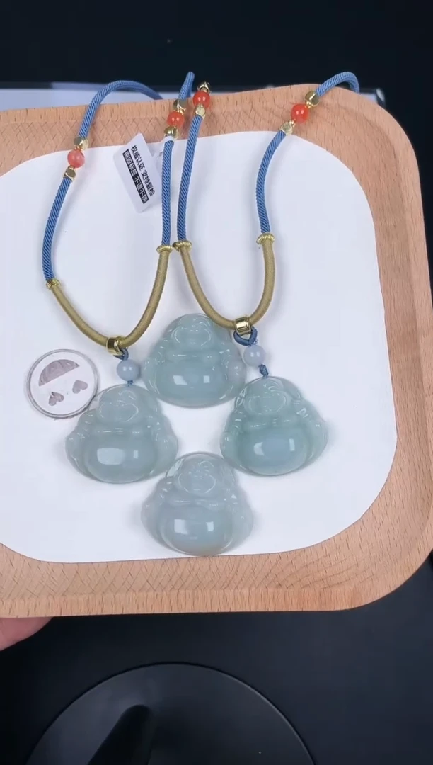 翡翠未镶嵌颈饰LA015翡翠油冰果冻中佛（多样性发其一）