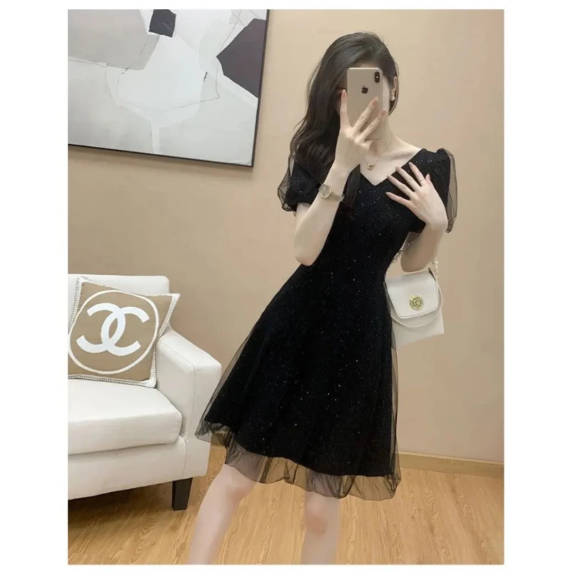 【文文】连衣裙轻奢时尚洋气小众遮肚子显瘦连衣裙气质设计感D1073