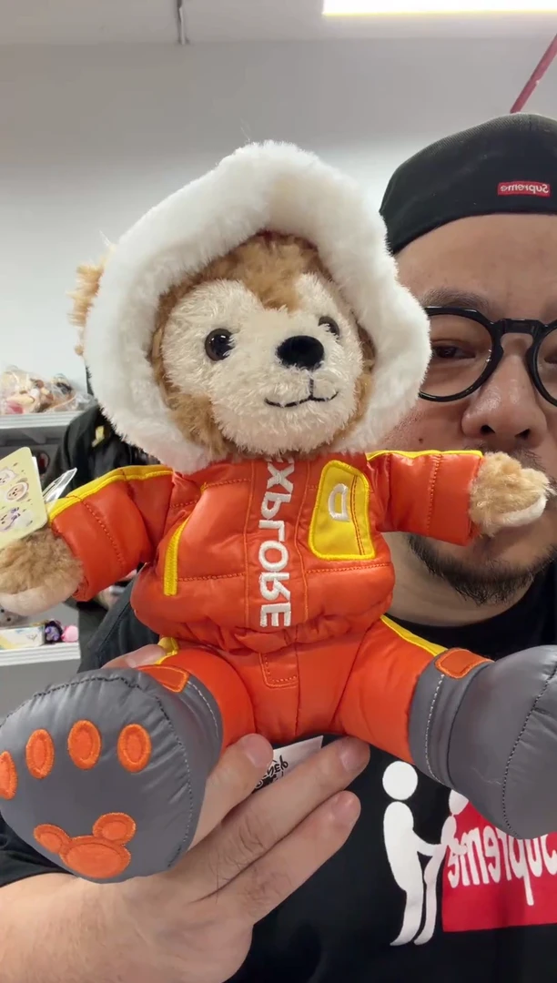 动态1达菲之橙色外套一个