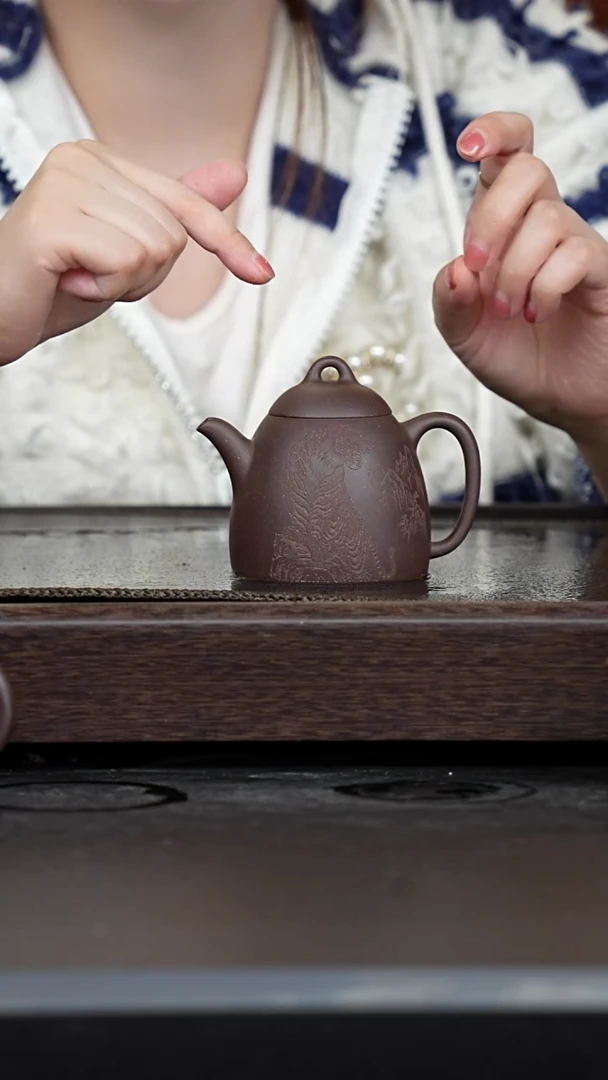 【闪购商品】紫砂茶壶乌泥刻绘子冶秦权