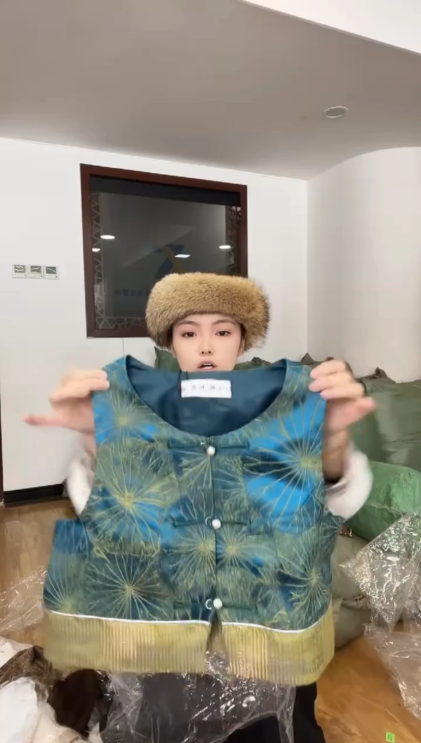 M码       90-105斤   马甲