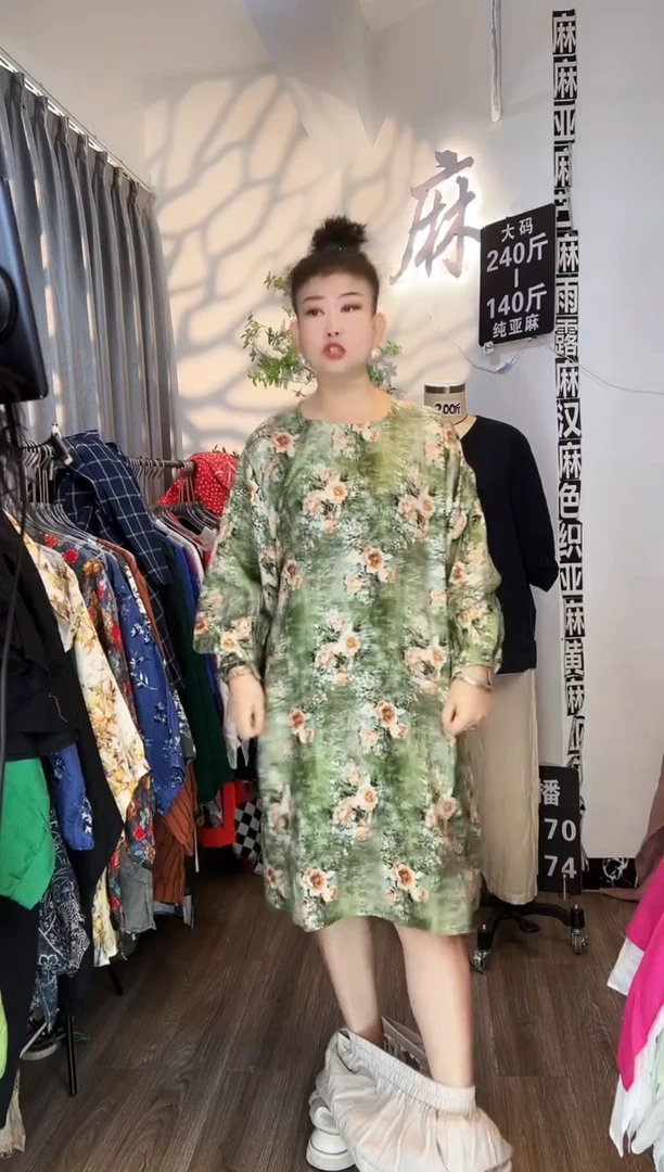 亚麻大码女装系列。