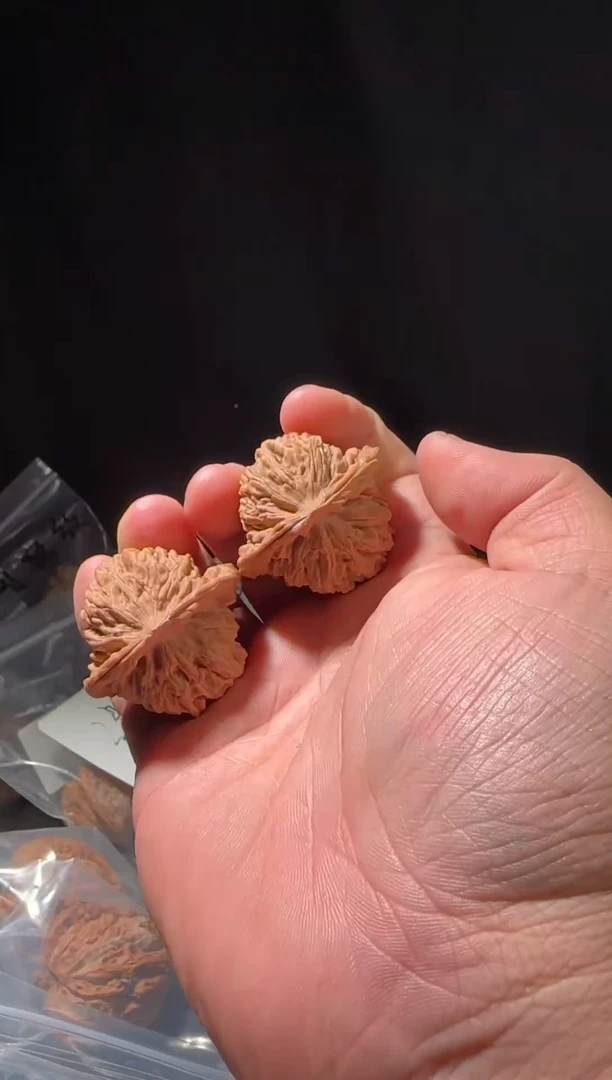 把件文玩核桃四座楼