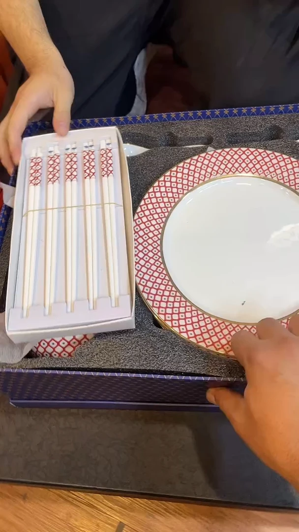 杯鸿辉家品牌瓷器，京东包邮！