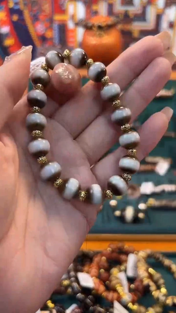 玛瑙/玉髓（覆膜）颈饰合金29.（微瑕）