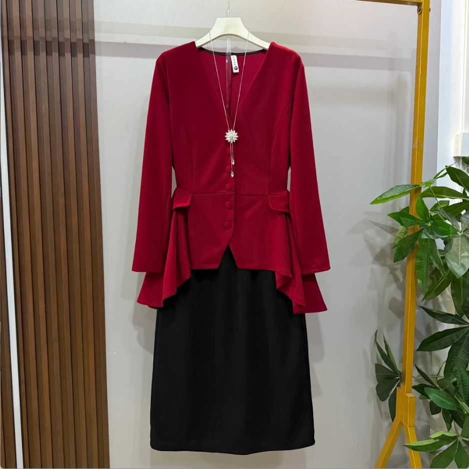 早秋新款时尚气质V领鱼尾下摆设计上衣十半身裙两件套套装