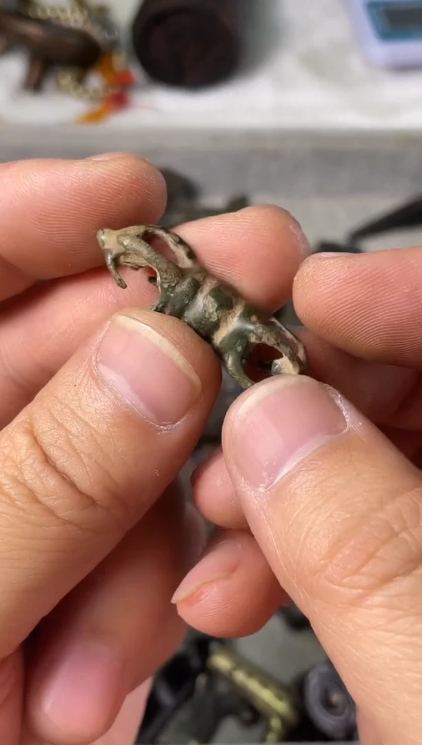 直播间的福利一枚  有瑕疵