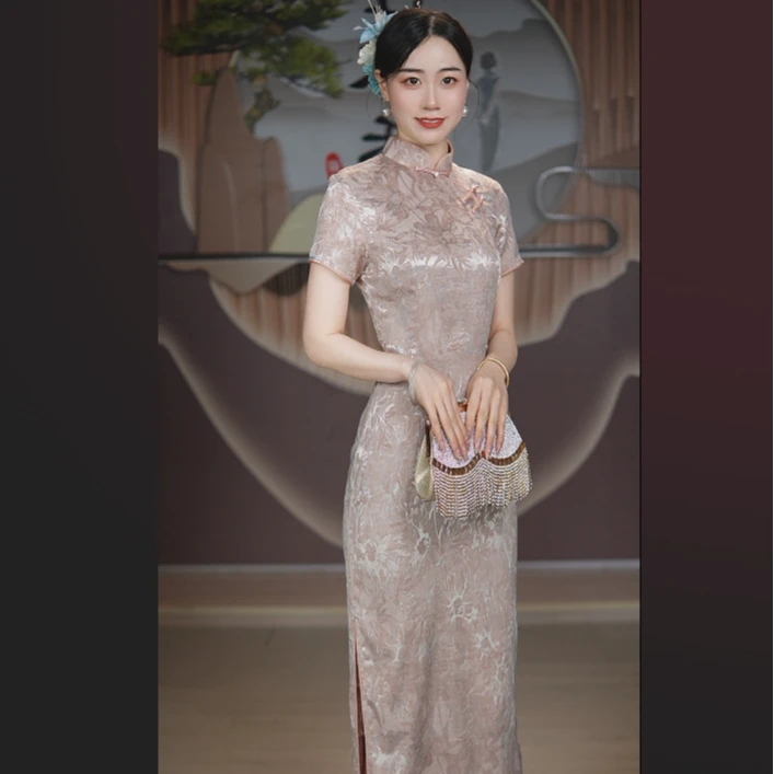 2025新款高端粉色优雅气质中国风长款旗袍日常修身苏州女款旗袍