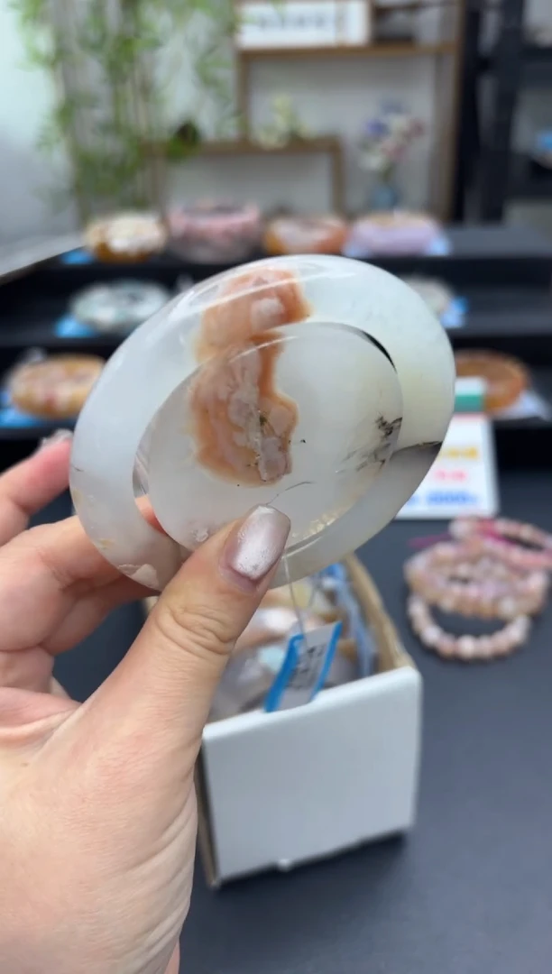 【闪购商品】石英质玉手镯未镶嵌C871(56圈赠送镯心)