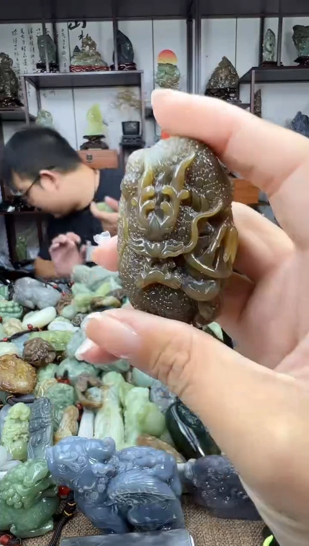 未镶嵌和田玉把件1