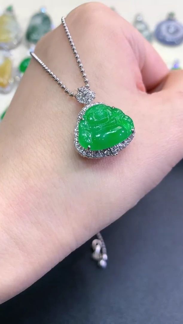 【闪购商品】翡翠颈饰18K金镶嵌B198