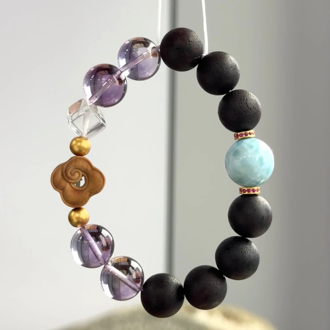 【天籁】降真香玻利维亚紫水晶原创设计手串YXGZB7944（多样性发一）