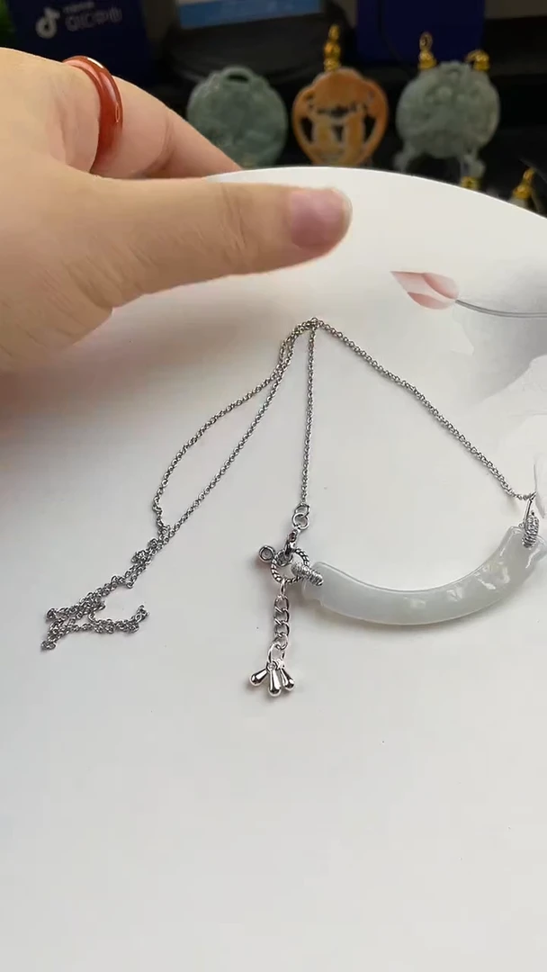 翡翠未镶嵌颈饰默认微瑕以主播介绍为准