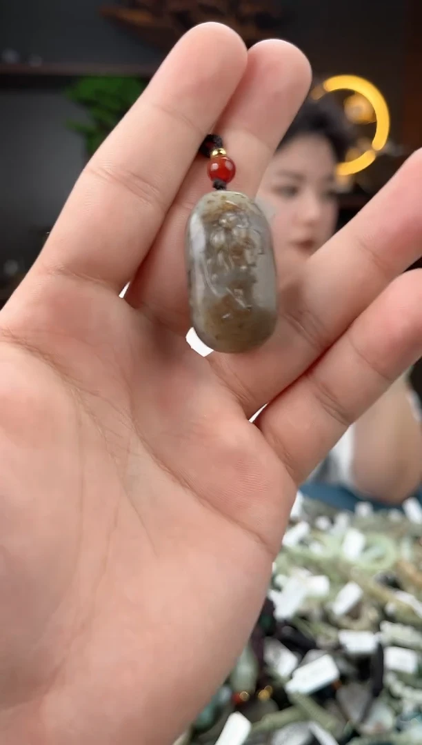 【闪购商品】和田玉（糖玉）颈饰未镶嵌多样性发货，一物一拍