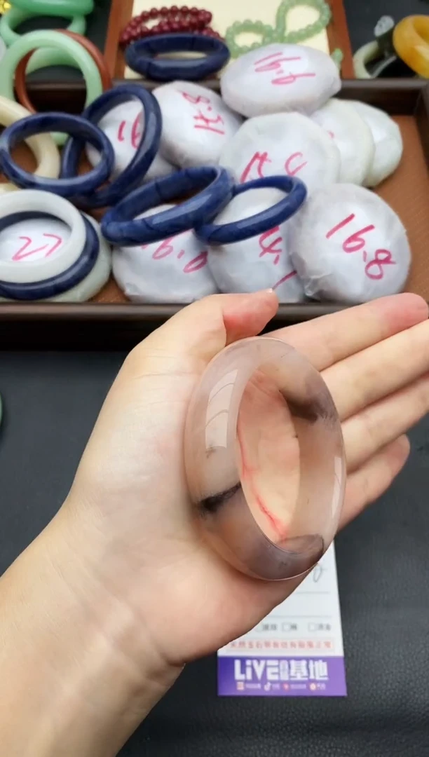 未镶嵌手镯石英质玉116+52.6