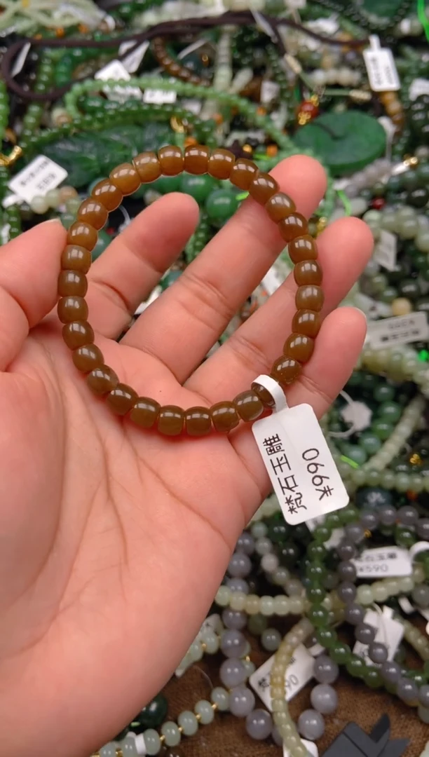 和田玉未镶嵌颈饰1