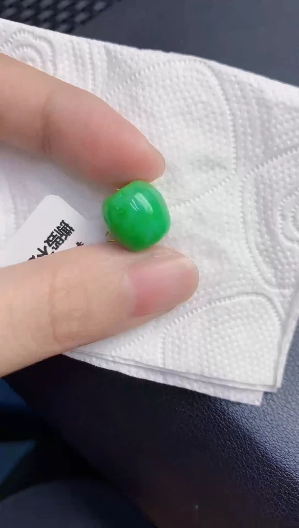颈饰未镶嵌翡翠天然翡翠缅甸A货