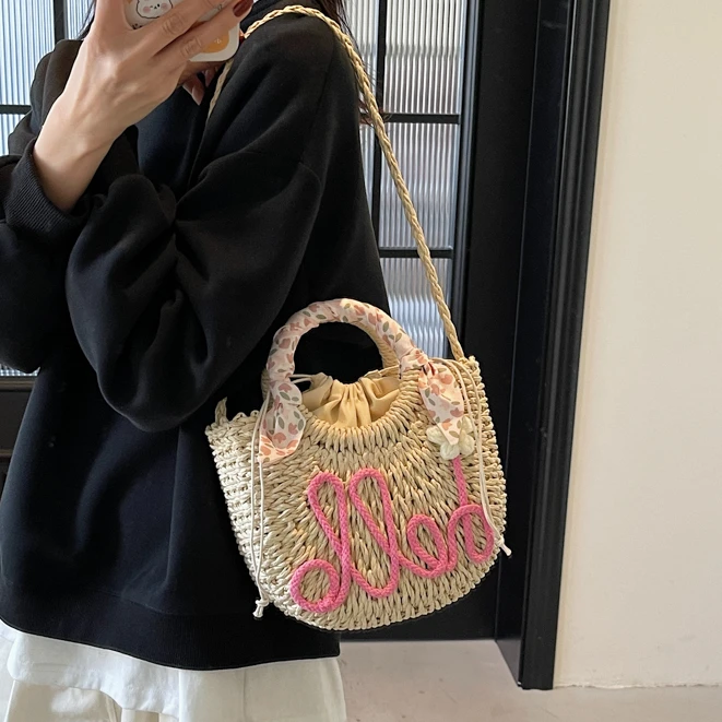 手工草编包手提沙滩包夏天编织包包百搭度假沙滩包单肩斜挎包女